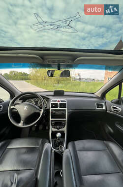 Універсал Peugeot 307 2004 в 