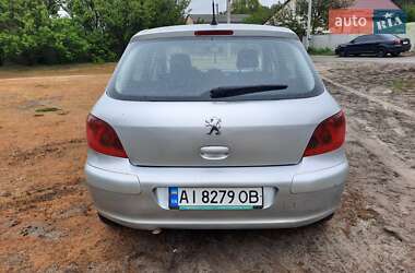 Хетчбек Peugeot 307 2002 в 