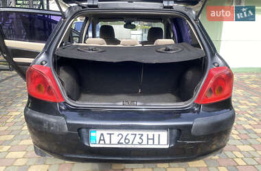 Хэтчбек Peugeot 307 2002 в 