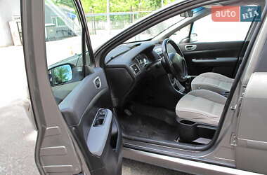 Универсал Peugeot 307 2003 в 