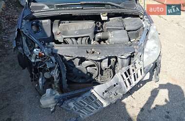 Хэтчбек Peugeot 307 2005 в 