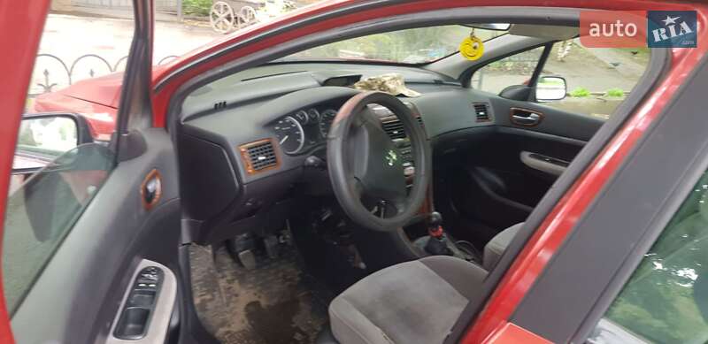 Хетчбек Peugeot 307 2001 в Дніпрі