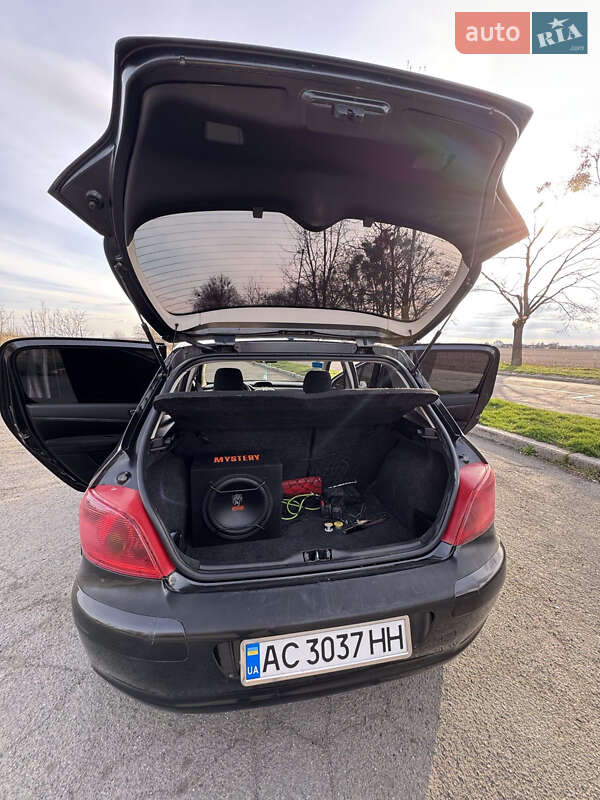 Хэтчбек Peugeot 307 2005 в Владимире