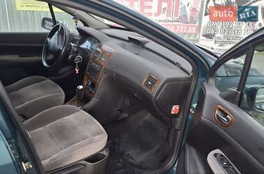 Хэтчбек Peugeot 307 2003 в  фото 5 Хэтчбек Peugeot 307 2003 в