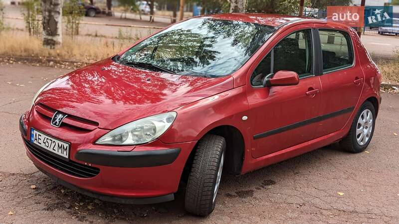 Хэтчбек Peugeot 307 2004 в Кривом Роге