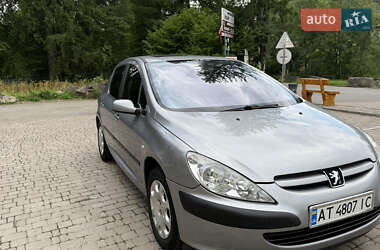 Хэтчбек Peugeot 307 2004 в Яремче