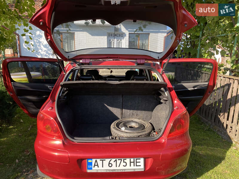 Хетчбек Peugeot 307 2002 в Коломиї