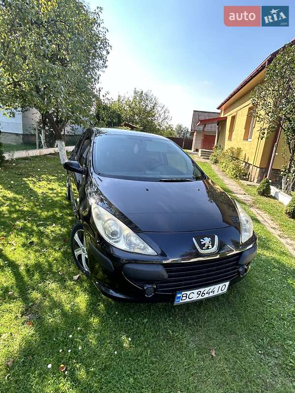 Седан Peugeot 307 2007 в Львові