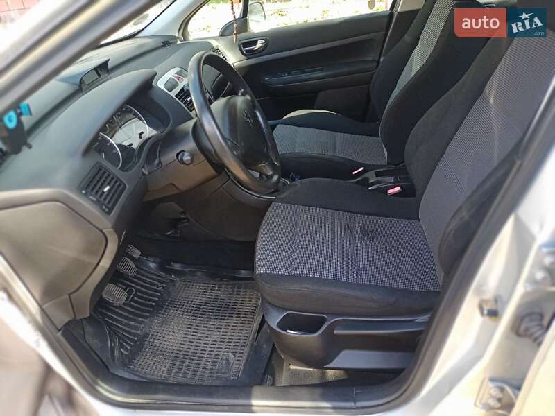 Універсал Peugeot 307 2004 в Івано-Франківську