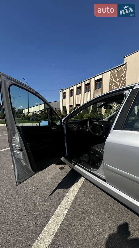 Хетчбек Peugeot 307 2003 в Запоріжжі