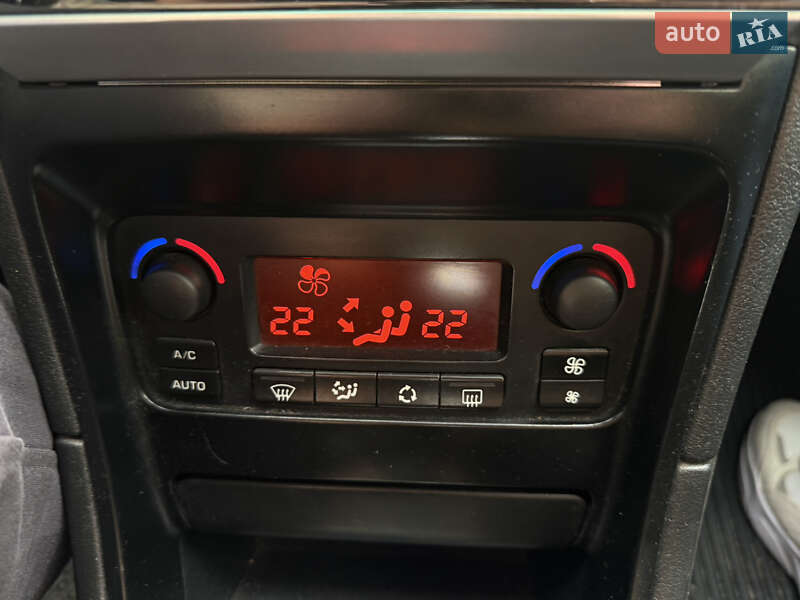 Хэтчбек Peugeot 307 2005 в Виннице