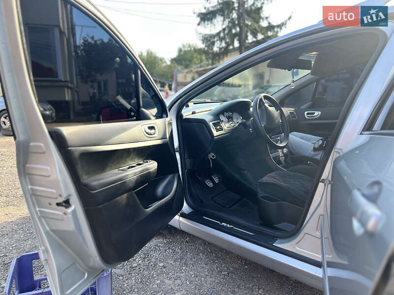 Універсал Peugeot 307 2006 в Чернівцях