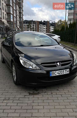 Кабриолет Peugeot 307 2003 в Новояворовске