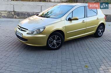 Хэтчбек Peugeot 307 2003 в  Хэтчбек Peugeot 307 2003 в