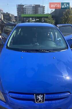 Хэтчбек Peugeot 307 2002 в 