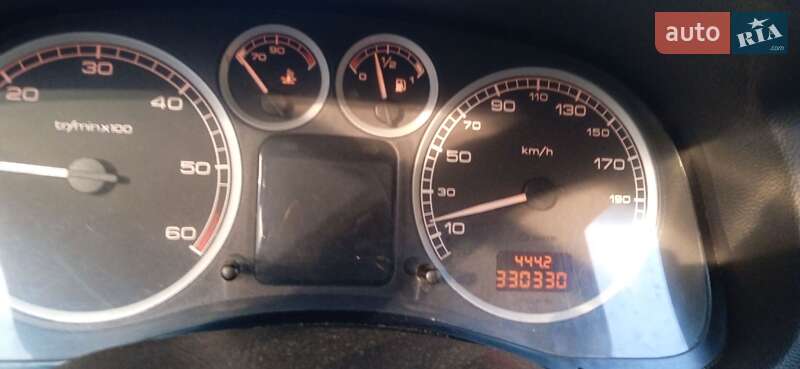 Универсал Peugeot 307 2004 в Ирпене