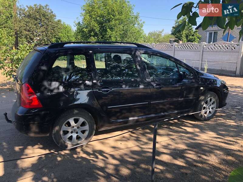 Универсал Peugeot 307 2007 в Великой Александровке