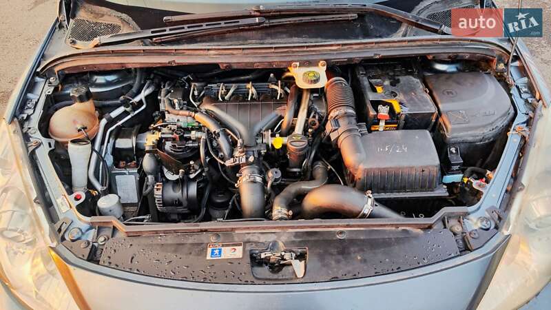 Универсал Peugeot 307 2008 в Ровно