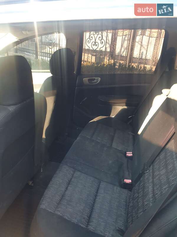 Универсал Peugeot 307 2004 в Чорткове