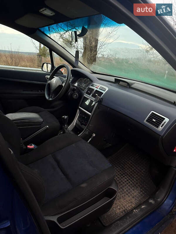 Универсал Peugeot 307 2005 в Бродах