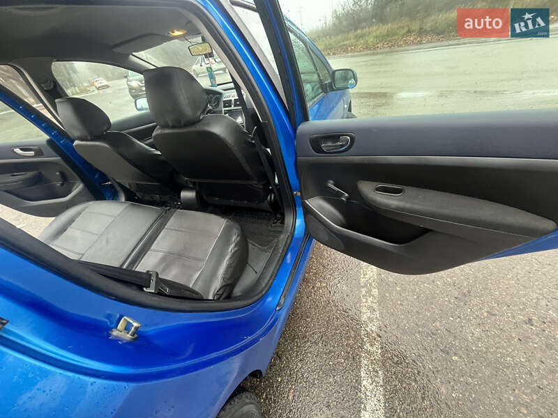 Хетчбек Peugeot 307 2003 в Полтаві