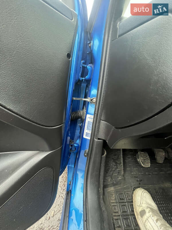 Хетчбек Peugeot 307 2003 в Полтаві