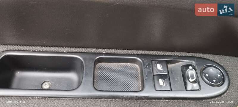 Хетчбек Peugeot 307 2005 в Олександрії фото 10 Хетчбек Peugeot 307 2005 в Олександрії