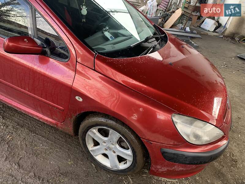 Универсал Peugeot 307 2004 в Ужгороде