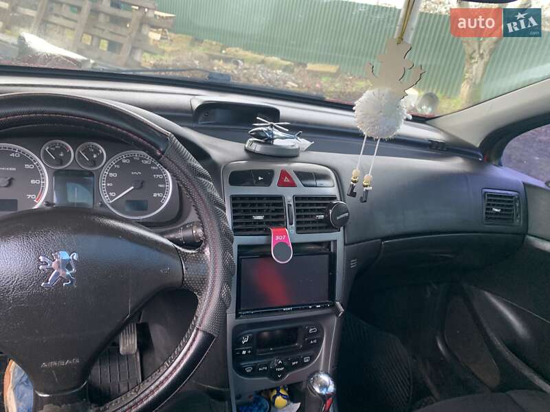 Универсал Peugeot 307 2004 в Ужгороде