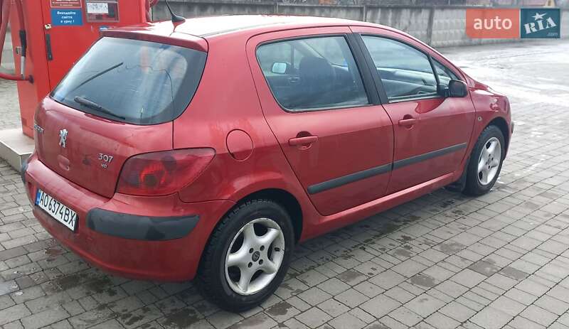 Хэтчбек Peugeot 307 2004 в Ужгороде