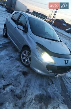 Хэтчбек Peugeot 307 2006 в Киеве