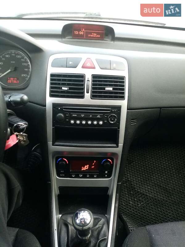 Универсал Peugeot 307 2005 в Луцке