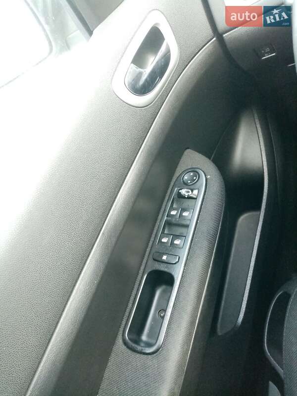 Универсал Peugeot 307 2005 в Луцке