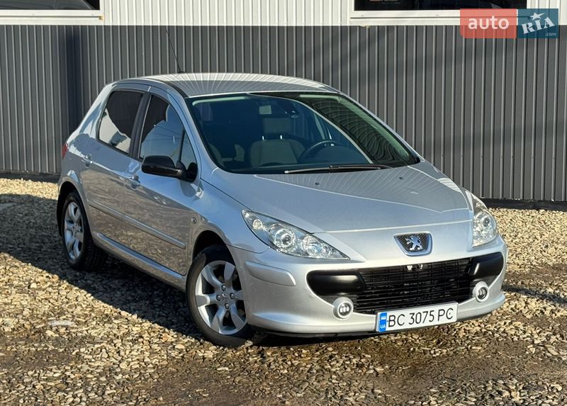 Хэтчбек Peugeot 307 2006 в Стрые