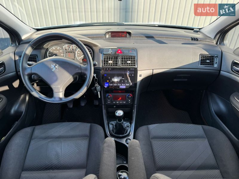 Хэтчбек Peugeot 307 2006 в Стрые