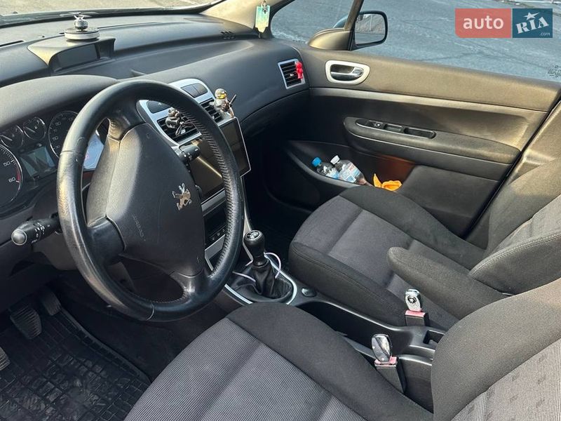 Универсал Peugeot 307 2005 в Киеве