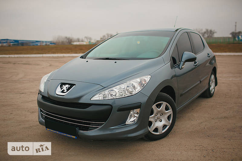 Хэтчбек Peugeot 308 2009 в Днепре