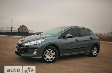 Хэтчбек Peugeot 308 2009 в Днепре