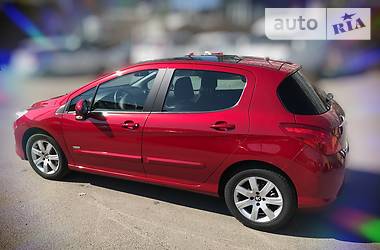 Хэтчбек Peugeot 308 2012 в Киеве