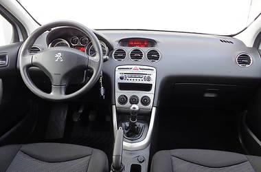 Хэтчбек Peugeot 308 2012 в Киеве