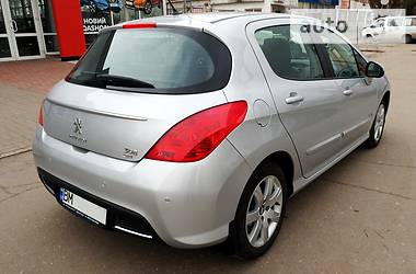 Хэтчбек Peugeot 308 2014 в Сумах