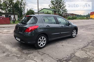 Хэтчбек Peugeot 308 2012 в Львове