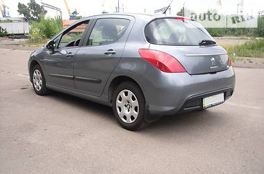 Хэтчбек Peugeot 308 2011 в Киеве