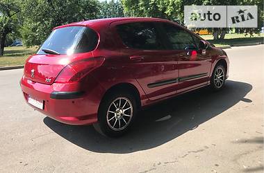 Хэтчбек Peugeot 308 2008 в Сумах