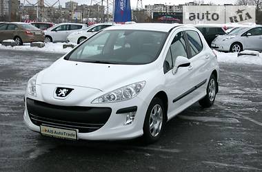 Хэтчбек Peugeot 308 2010 в Киеве