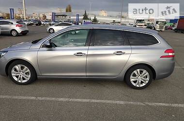 Универсал Peugeot 308 2015 в Киеве