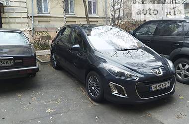 Хэтчбек Peugeot 308 2012 в Киеве