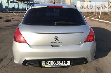 Хэтчбек Peugeot 308 2011 в Киеве