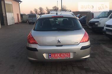 Хетчбек Peugeot 308 2008 в Старій Вижівці