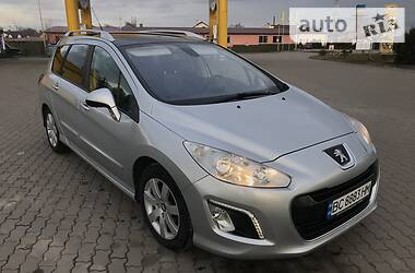 Универсал Peugeot 308 2011 в Бродах